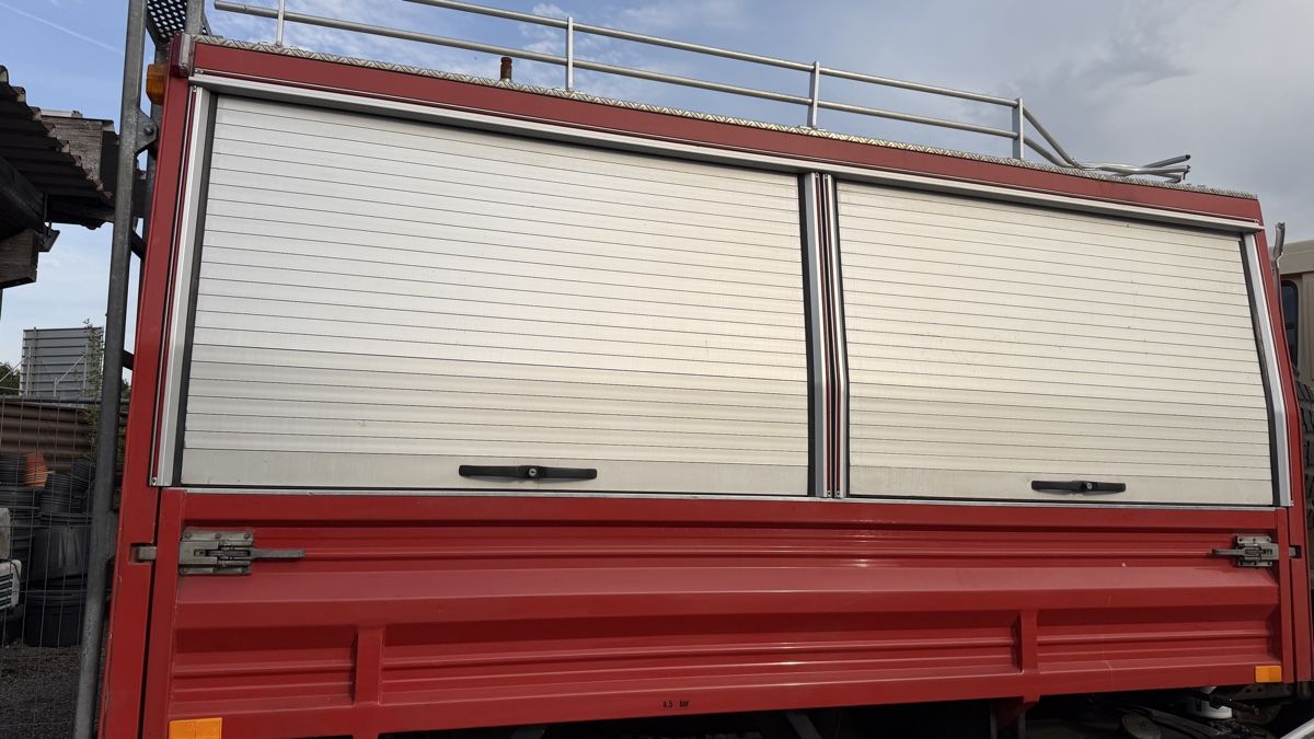 Nutzfahrzeuge: Rotes Kreuz Aufbau – Gebraucht aus Zollikerberg von Tscheitii 1