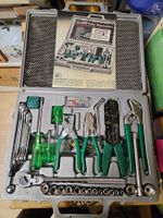 Werkzeug Koffer Set 95 teilig Steckschlüsseleinsätze Neu OPV