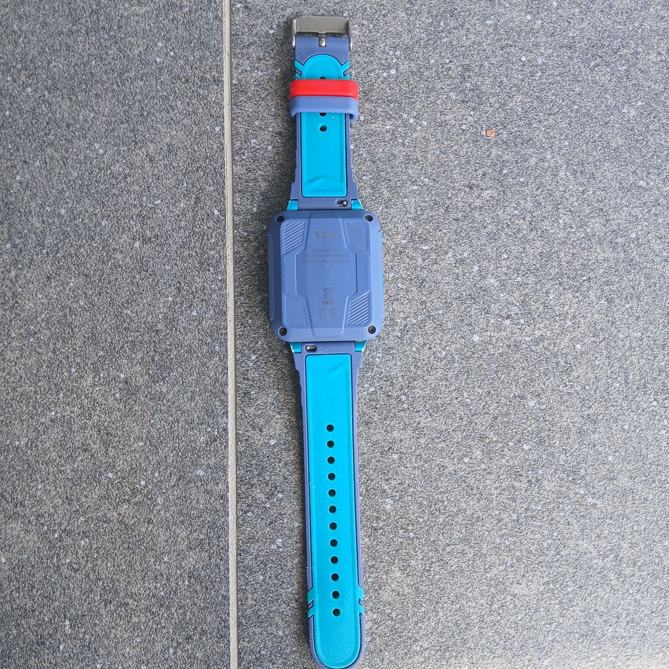 Smartwatch: TCL Kinder-Smartwatch blau – Usato da Rohrbachgraben venduto da claude.vetsch 4