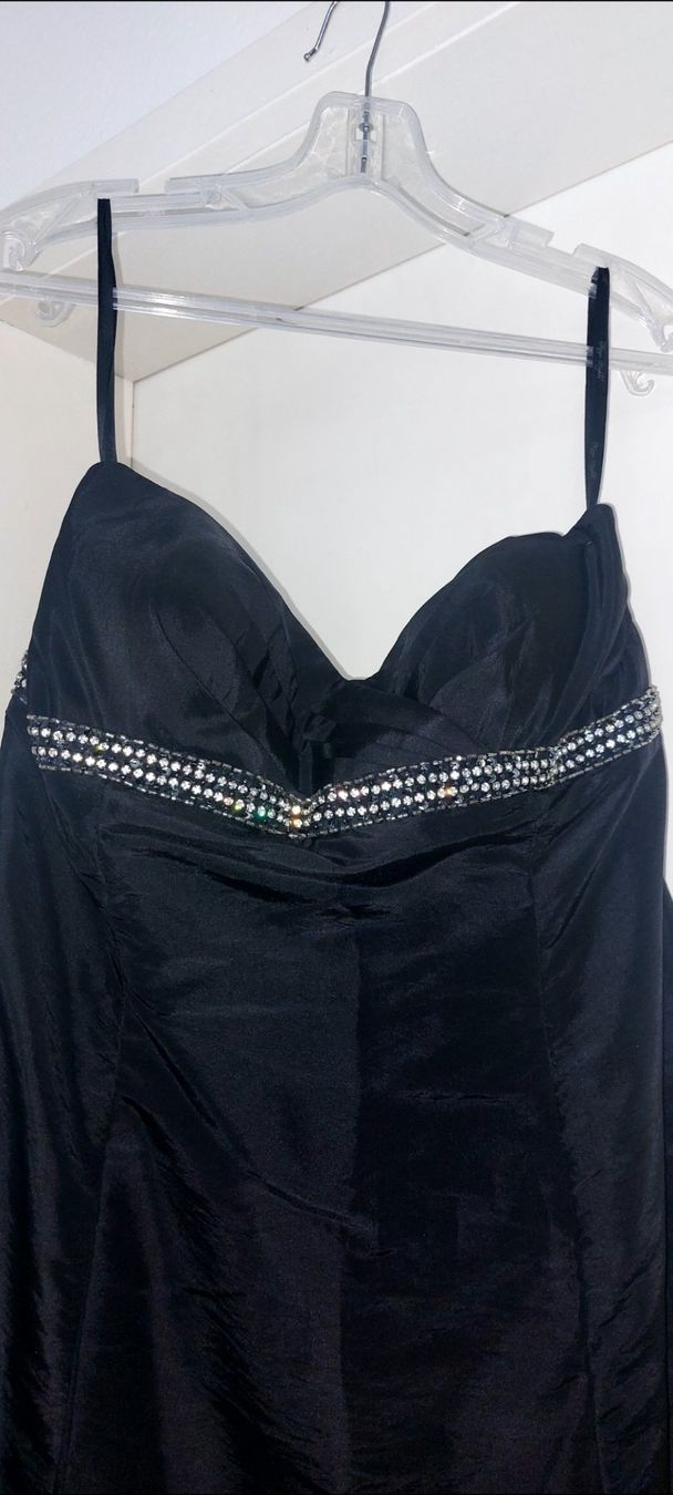 Vestiti: kleid – Nuovo (secondo la descrizione) da uster venduto da tan_vy9b 3