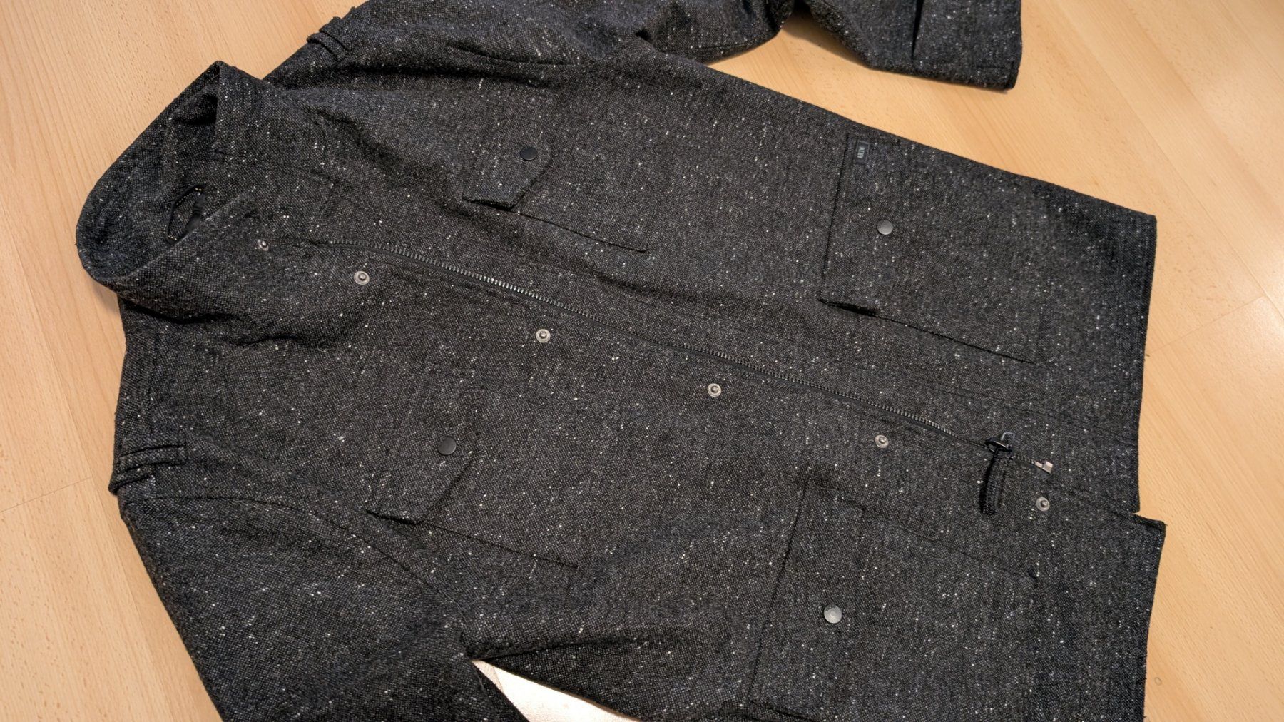 Giacche: Krew Herren Jacke dunkelgrau, Grösse M – Usato da Attinghausen venduto da muenz 2