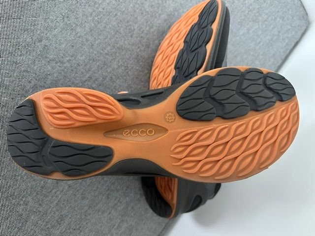 Nike Scarpe da uomo: Ecco Sneakers Herren Grösse 43 schwarz – Usato da Buchs ZH venduto da al03a 1