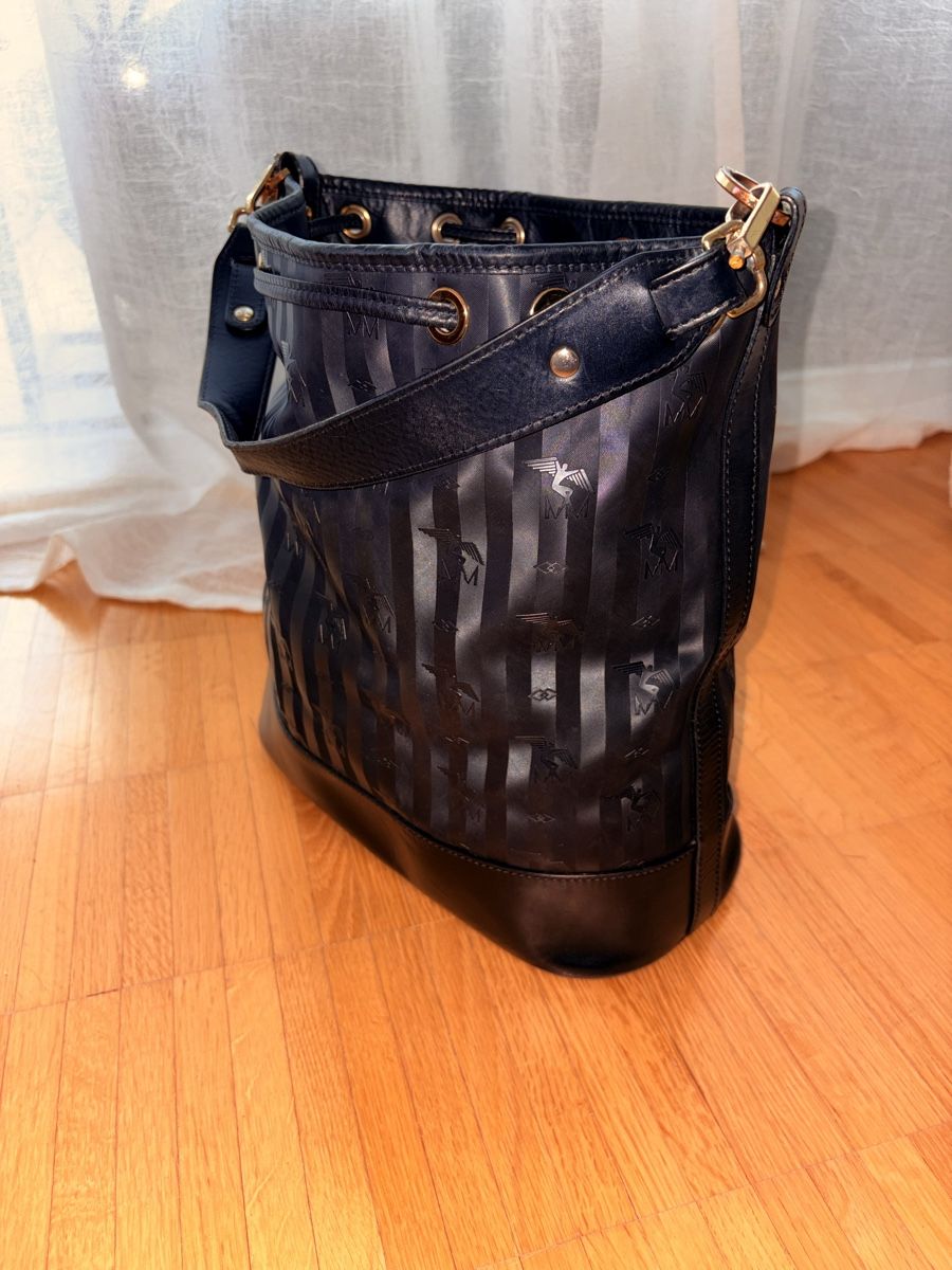 Maison Mollerus Borse da donna: Mollerus Beuteltasche schwarz – Usato da Winterthur venduto da Davidloetscher 3