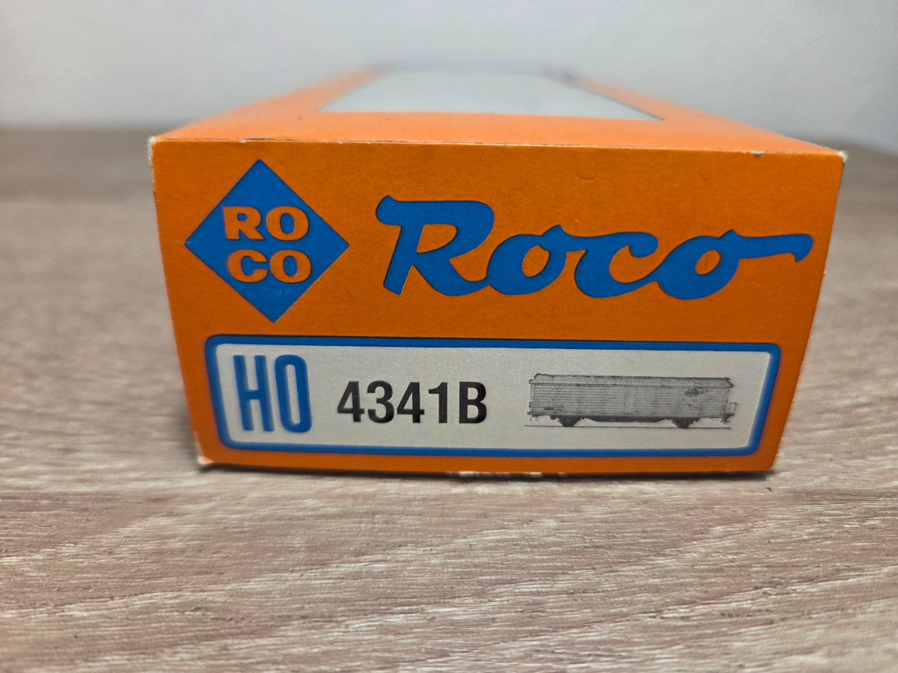 Roco Modellini di ferrovie: Roco 4341B Güterwagen Hero SBB H0 – Nuovo e nell'imballaggio originale da St-Aubin-Sauges venduto da Lo_Go 6
