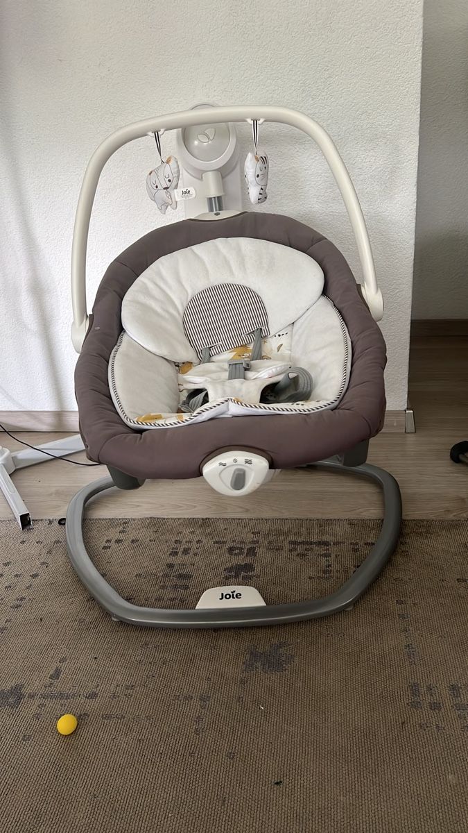Joie Sdraiette & Sdraiette a dondolo: Joie Schaukeln & Wippen – Usato da Gebenstorf venduto da Oggi007