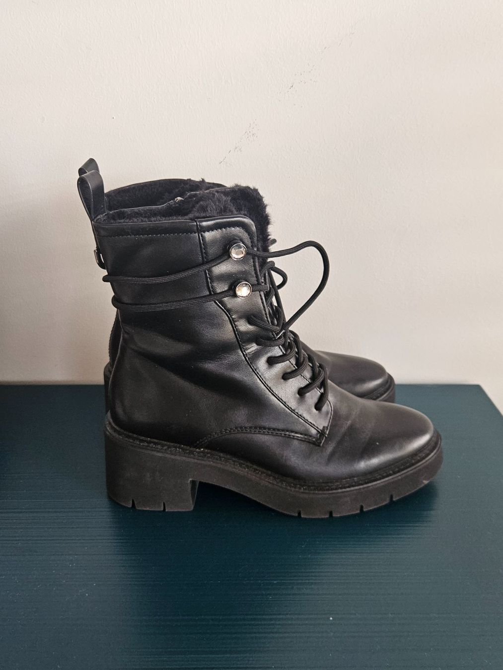 Tamaris Scarpe da donna: Tamaris Lace-up ankle boots vegan leather – Nuovo e nell'imballaggio originale da Affoltern am Albis venduto da Katarinushka