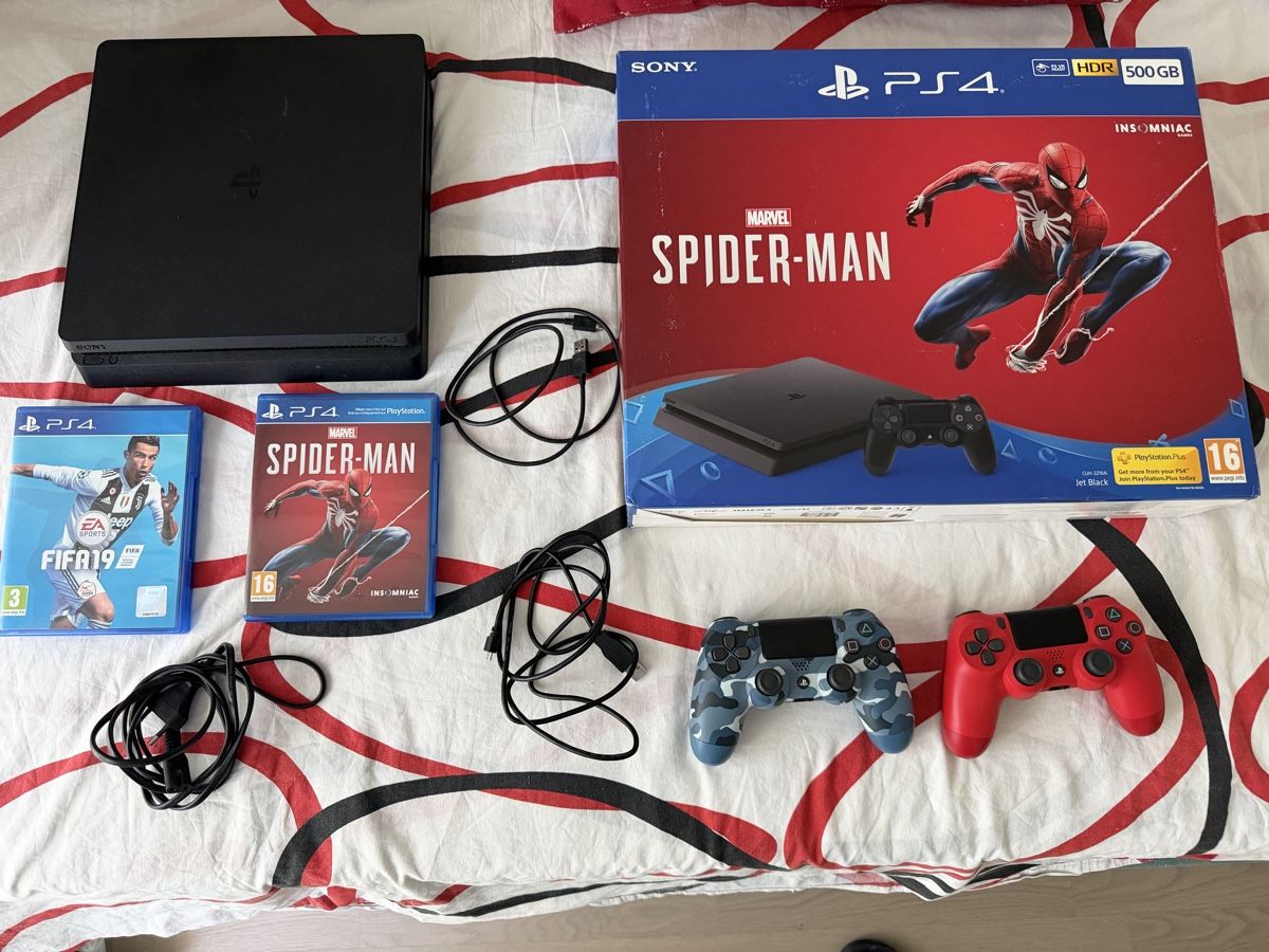 Sony Consoles: SONY PS4 500GB Jet Black Marvel Spider-Man Bundle – D'occasion à Geneve par allgood2010 2