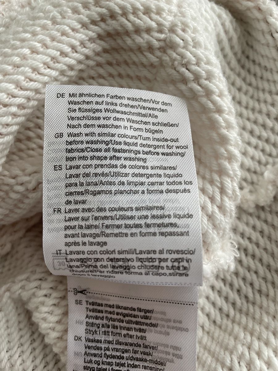Vestes: Strickjacke Gr.42 – D'occasion à Kesswil par Sonnenblume0116 4