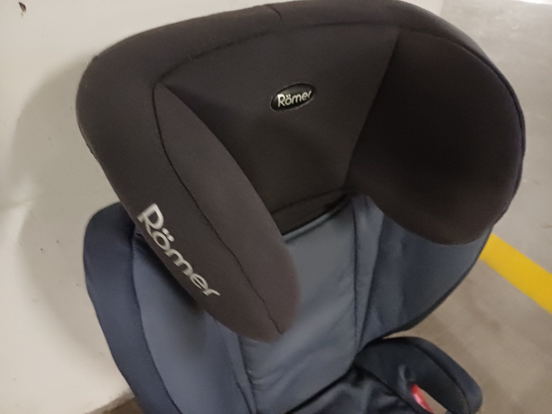 Britax Römer Seggiolini per auto: Kindersitz Römer – Usato da Dietlikon venduto da Larsattacks 2