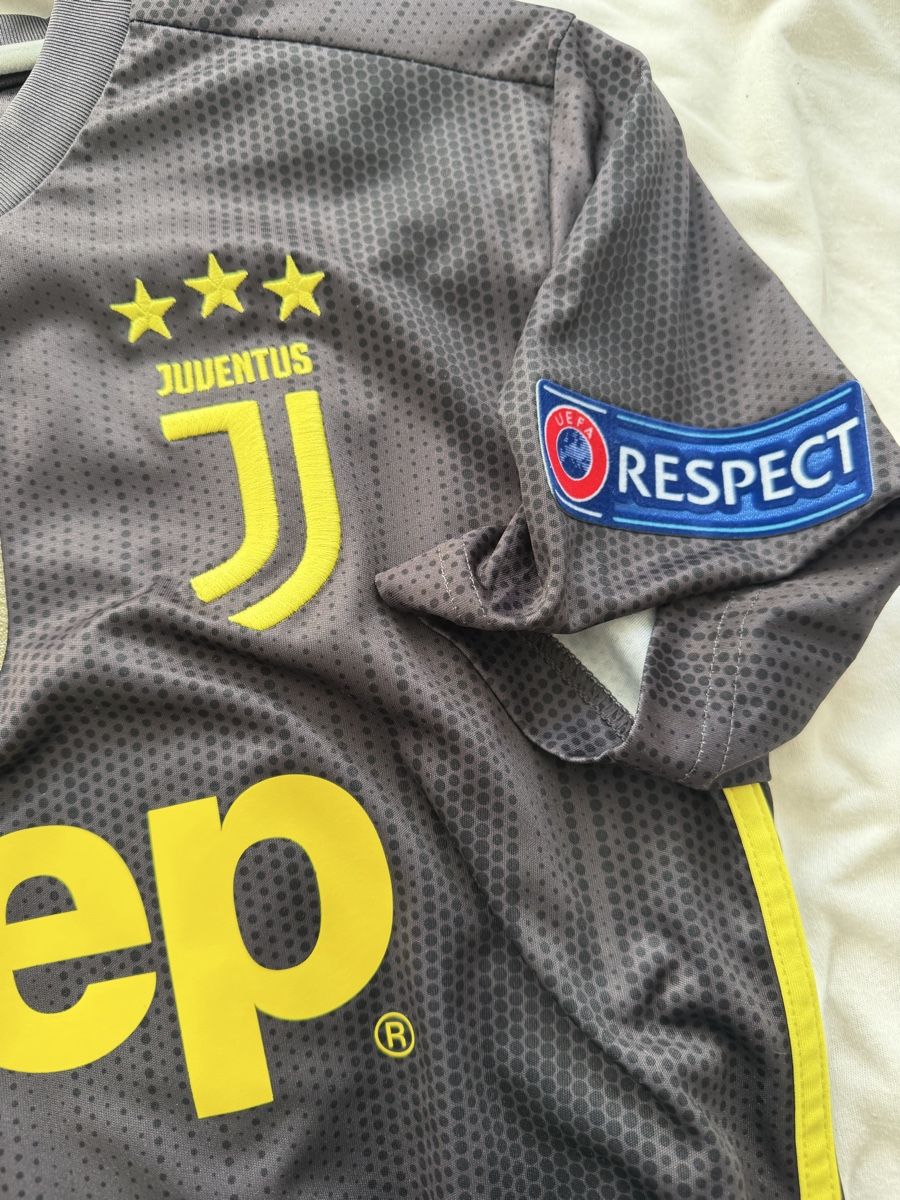 Adidas Leibchen & Hosen: Juventus 2018/19 Third Adidas  – Gebraucht aus Meggen von Patti_ 5