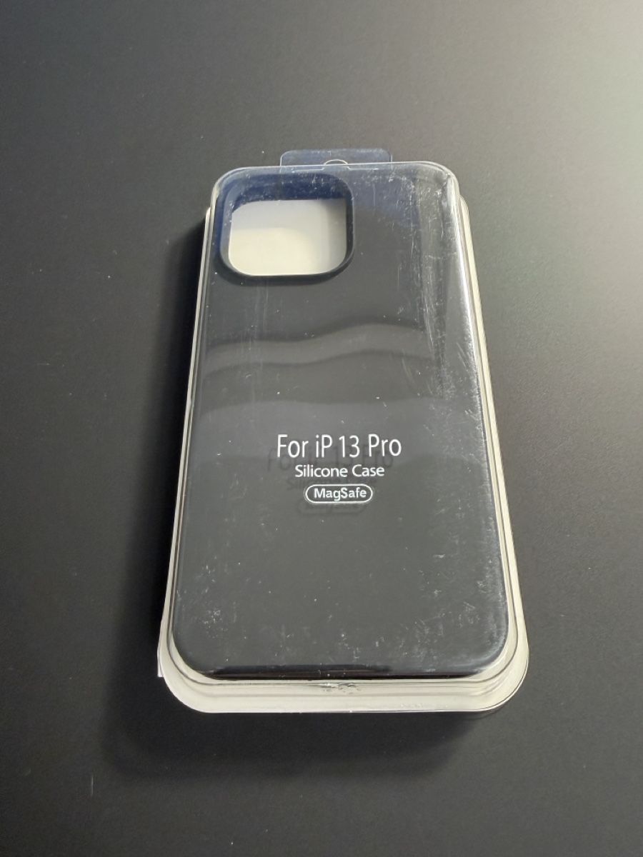 Cover & Protezioni schermo: iPhone 13 Pro Hülle, Silikon, Schwarz - Neu – Nuovo e nell'imballaggio originale da Au ZH venduto da swissmatchpoint