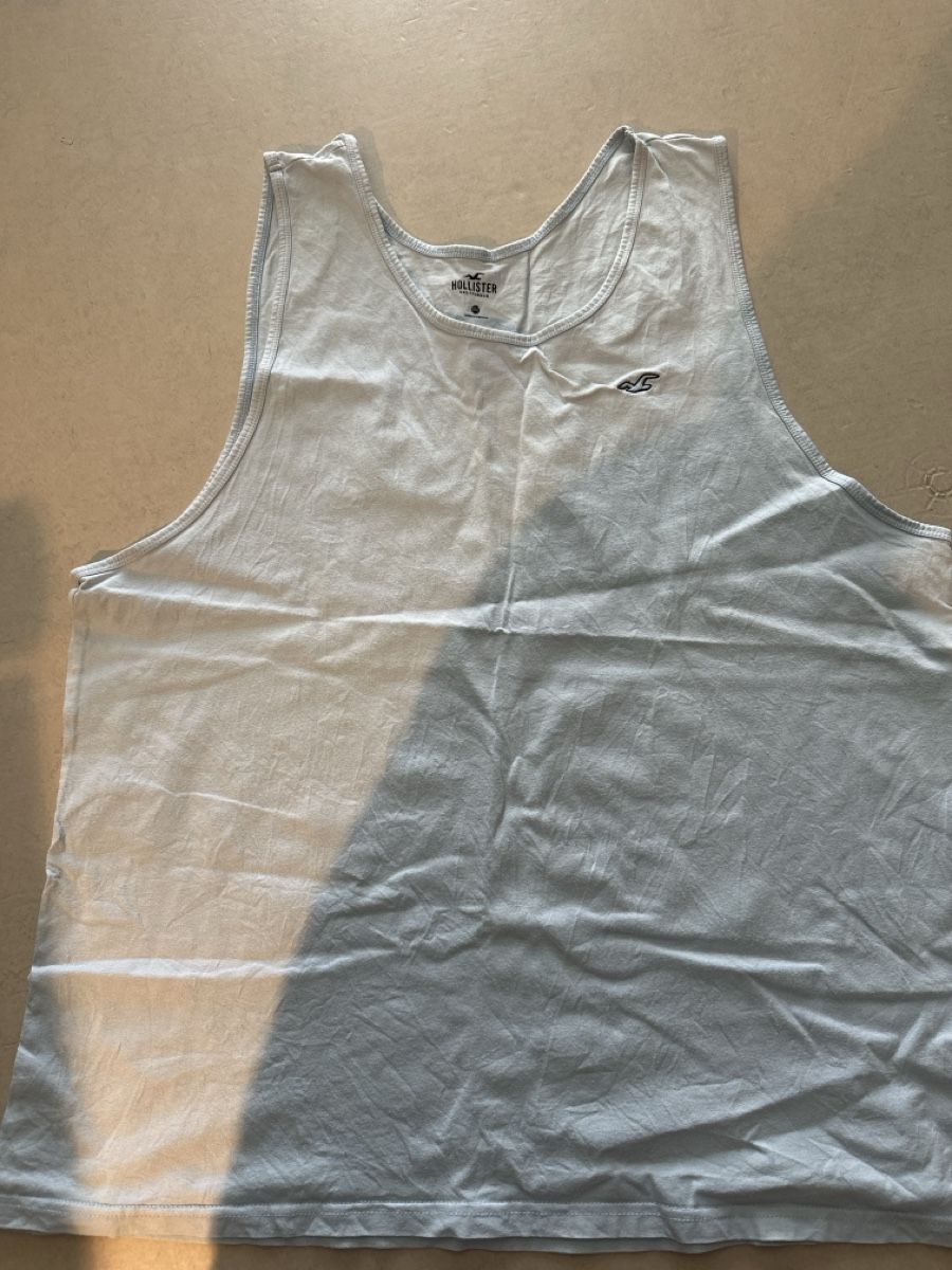 Hollister T-shirt: Tanktop Hollister Hellblau XXL – Usato da Grabs venduto da ema1991