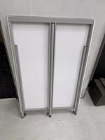 Mobiles Whiteboard / Flipchart auf Rollen (zweiseitig, ca. 7