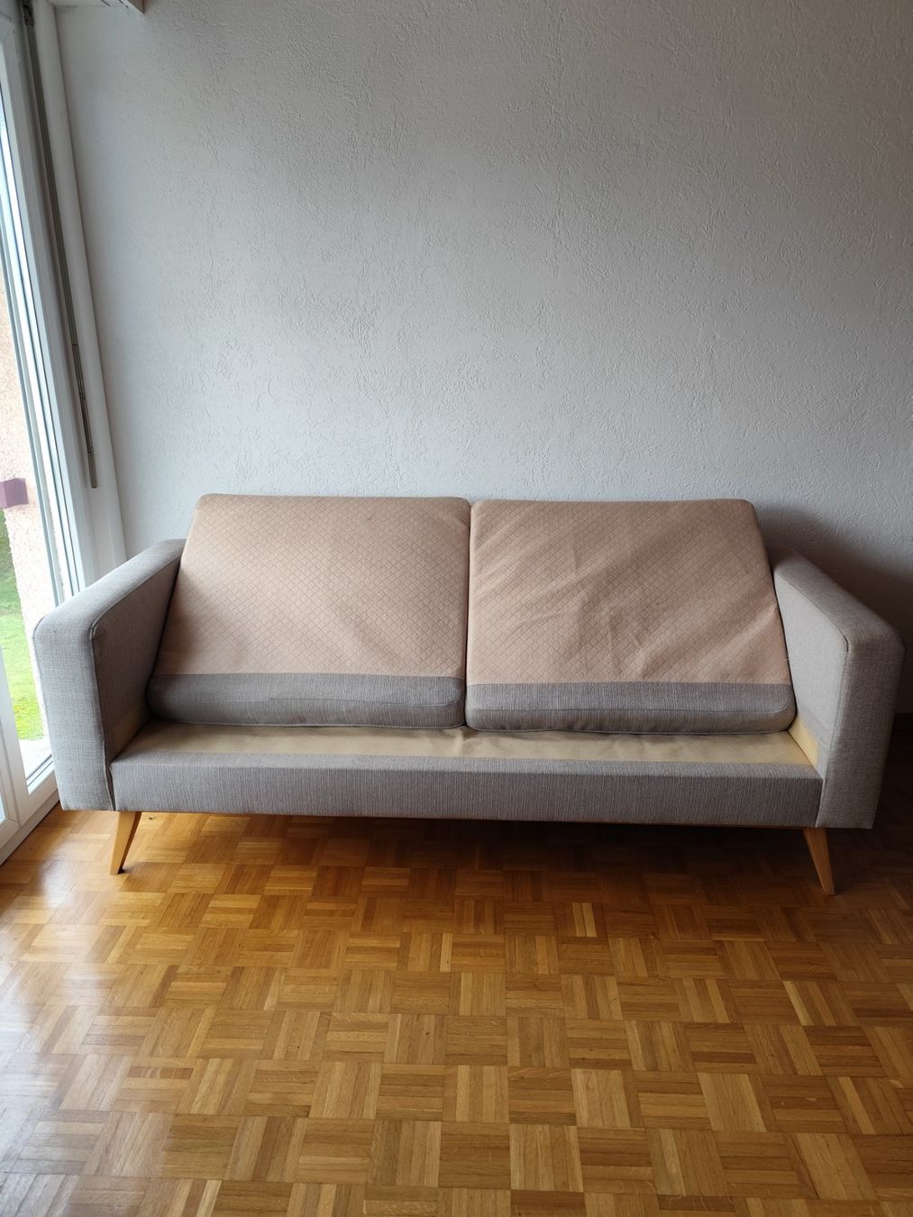 Divani: Canapé beige – Usato da Romanel-sur-Lausanne venduto da lob_82gp 1