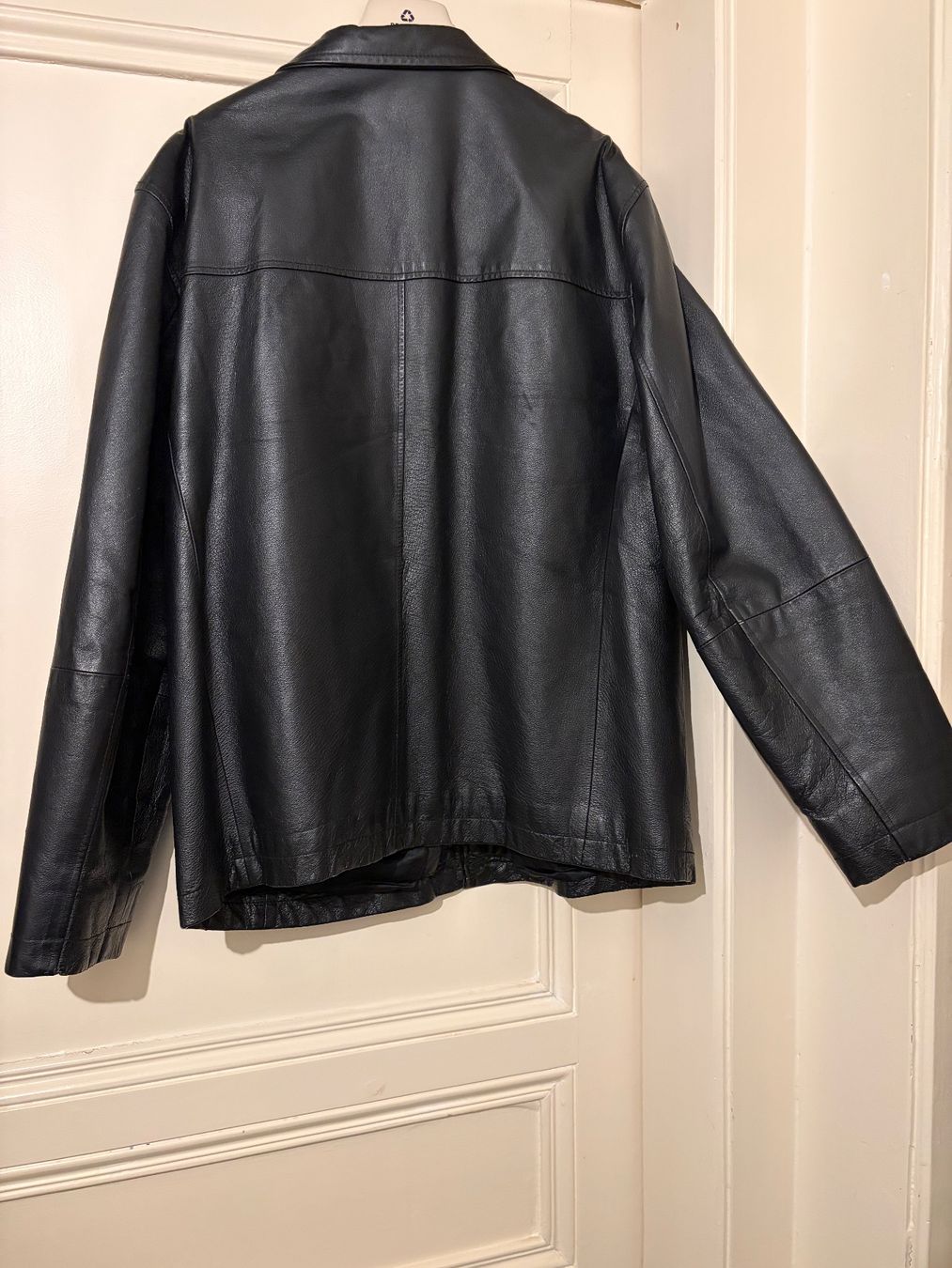 Vestes: Veste en cuir – D'occasion à Yverdon-les-bains par zbi_vtl6 2