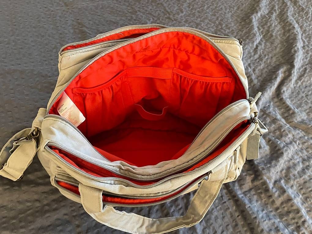 Kindertaschen: Wickeltasche – Gebraucht aus Rubigen von lia_dwd7 1