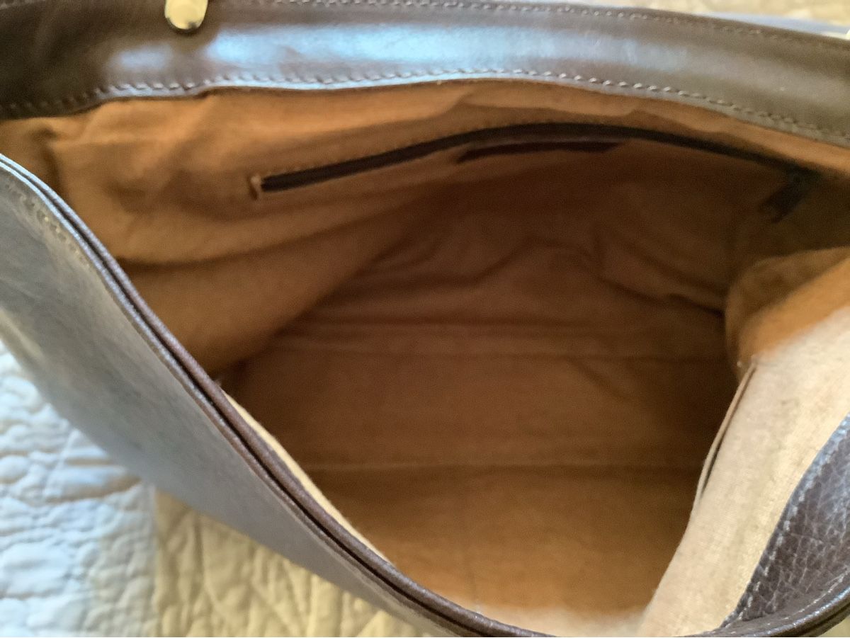 Taschen für Damen: Ledertasche – Gebraucht aus Buch SH von bri_hpp2 3