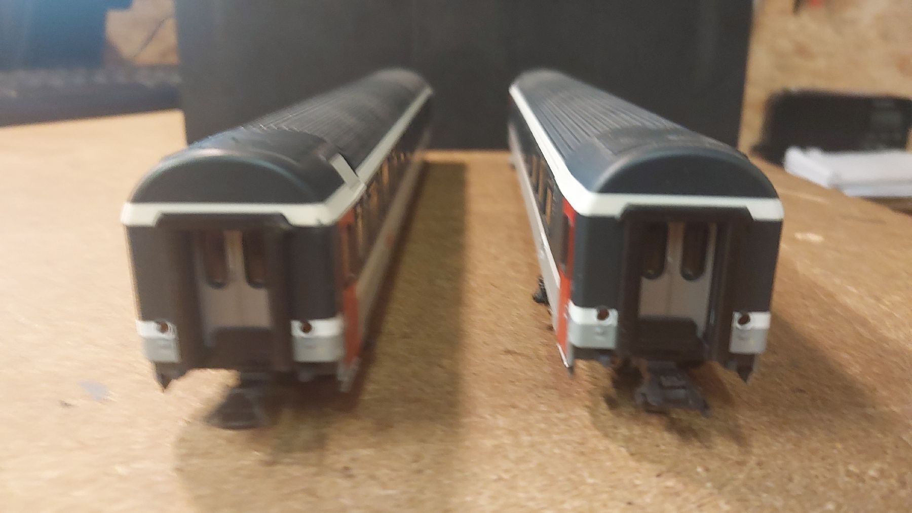 Roco Modellini di ferrovie: Roco 2 Kl. Wagen – Usato da Lenk im Simmental venduto da stefanmi 3