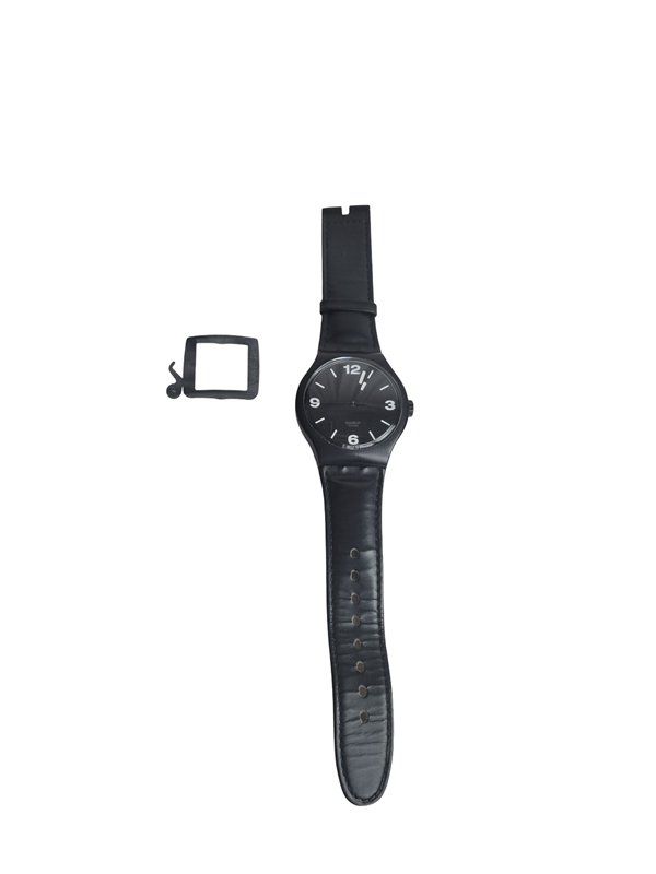 Swatch Uhren: SWATCH Uhr schwarz, Kunstleder – Gebraucht aus Wangen b. Olten von Restwert_Wangen 4