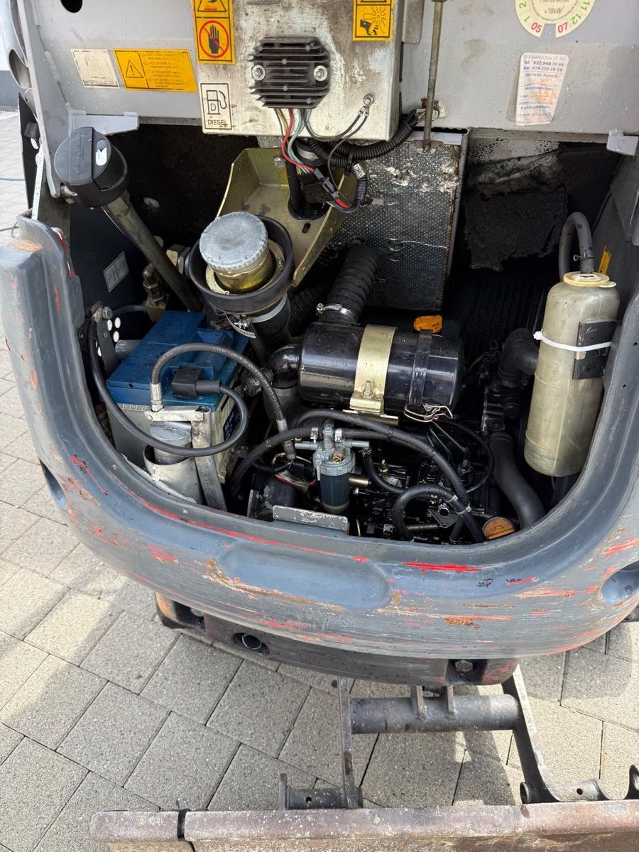 Wacker Neuson Escavatori: Minibagger Wacker Neuson 1503 gebraucht rot – Usato da Raron venduto da Afrim922 3