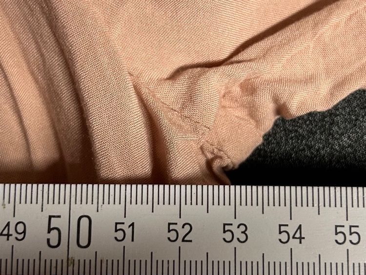 Blusen: Damenbluse 3/4 Aermel Gr. 42 lachsfarbig – Gebraucht aus Obergösgen von Andre118 3