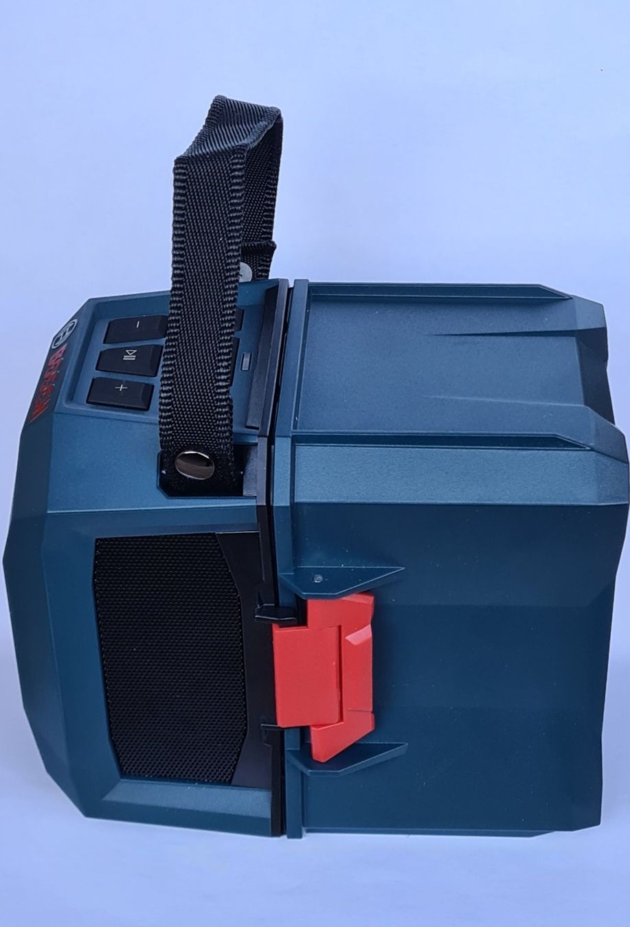 Bosch Casse acustiche: Bosch GPB 18V-1C Bluetoothlautsprecher mit Batterieabdeckung – Nuovo e nell'imballaggio originale da Lenk im Simmental venduto da Ramto0 1