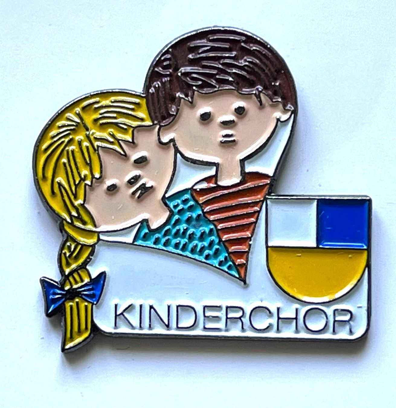 Placchette & Badge: Pin Kinderchor – Usato da Kriens venduto da TSCH1