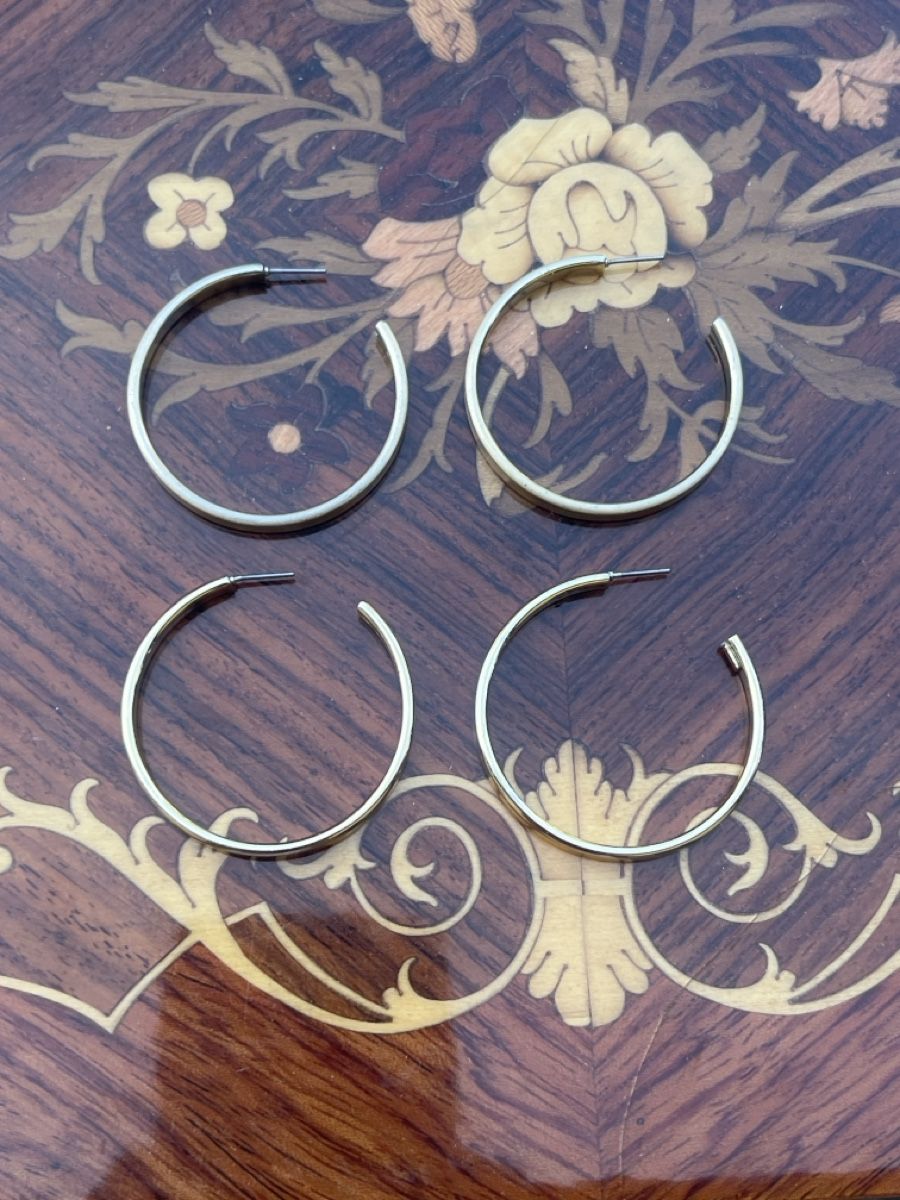 Ohrringe & -stecker: Boucles d'oreilles créoles dorées – Gebraucht aus Lutry von giu_s72x