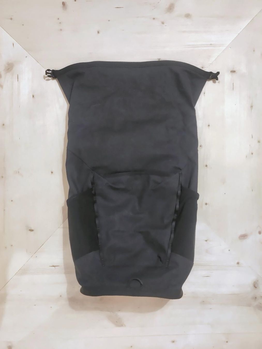 Patagonia Zaini: Patagonia Fieldsmith Roll-Top Pack 32L – Nuovo (secondo la descrizione) da samstagern venduto da rphlmmnlfchs 1