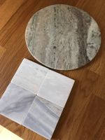 Schöner Dekoteller und Untersetzer aus Marmor