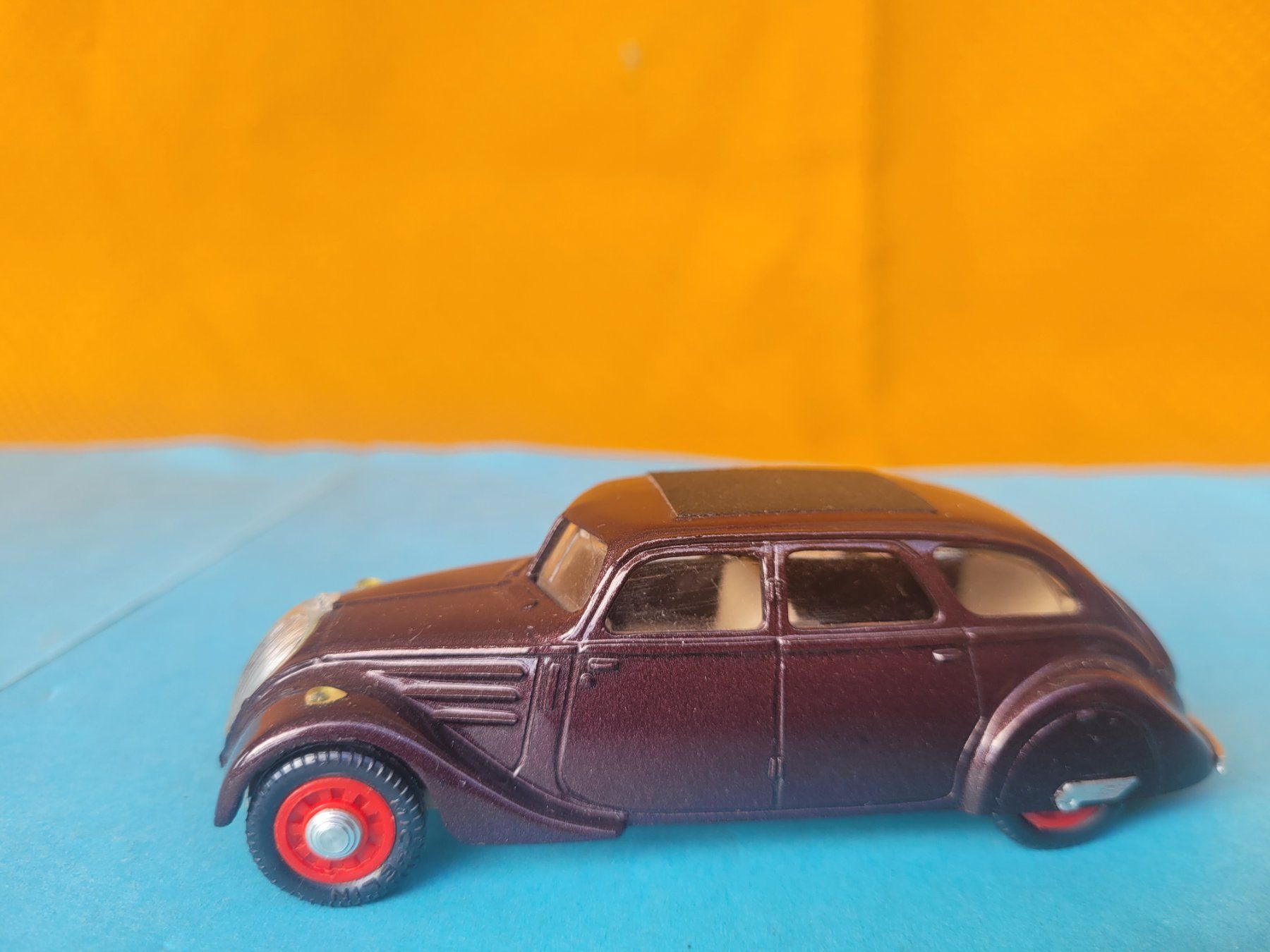 Peugeot Modellini d'auto: Peugeot 402B 1938 Teknoby 1:43 – Usato da Domdidier venduto da Bimbo57