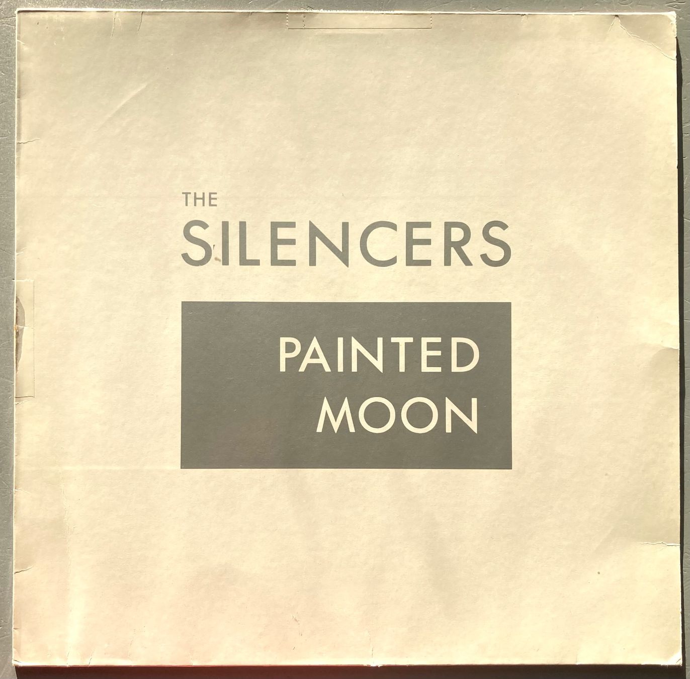Vinyles: THE SILENCERS - PAINTED MOON – D'occasion à Poliez-Pittet par Newtown-Records