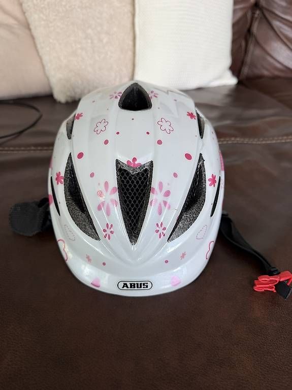 Caschi: Kinder Velo-Helm – Usato da Gibswil venduto da mel_x5qv 1