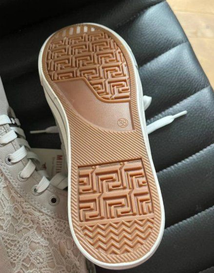 Mustang Scarpe da donna: Sneaker /// Mustang /// 38 – Nuovo (secondo la descrizione) da Brittnau venduto da Zofigerin 4