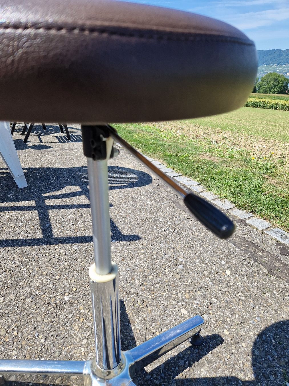 Sedie: Höherverstellbarer Stuhl – Usato da Mörigen venduto da Clio111 2