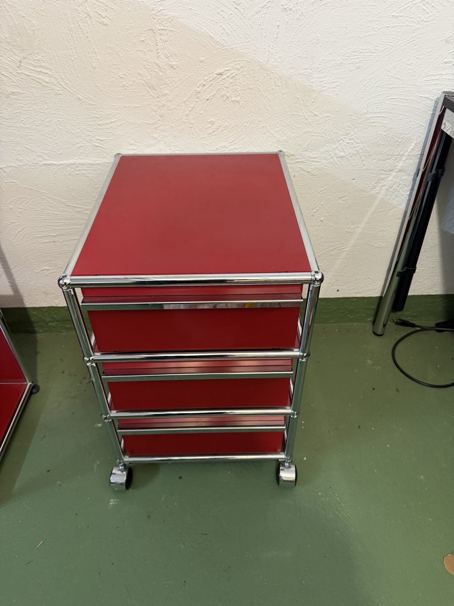 USM Banconi: USM HALLER Roll Container Nr 147 – Usato da Effretikon venduto da Effi0111