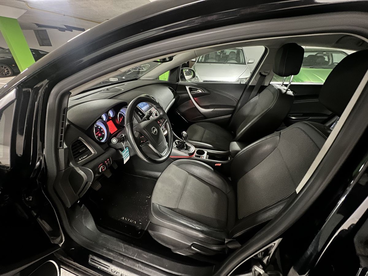 Opel Automobili: Opel Astra 1.4 Turbo – Usato da Menziken venduto da Petrit.b 3