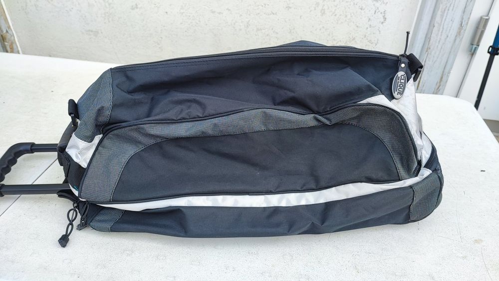 Borse: Grosse REISETASCHE mit Rollen - Trolley - Sporttasche – Usato da Mosnang venduto da KurtHe
