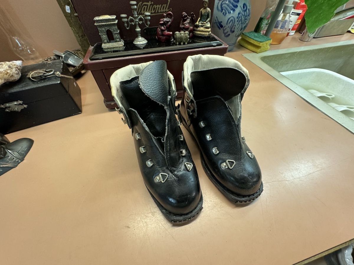Raichle Scarpe per ragazzi: Reichle Kinderskischuh Gr . 31 – Usato da Chur venduto da Meriva0