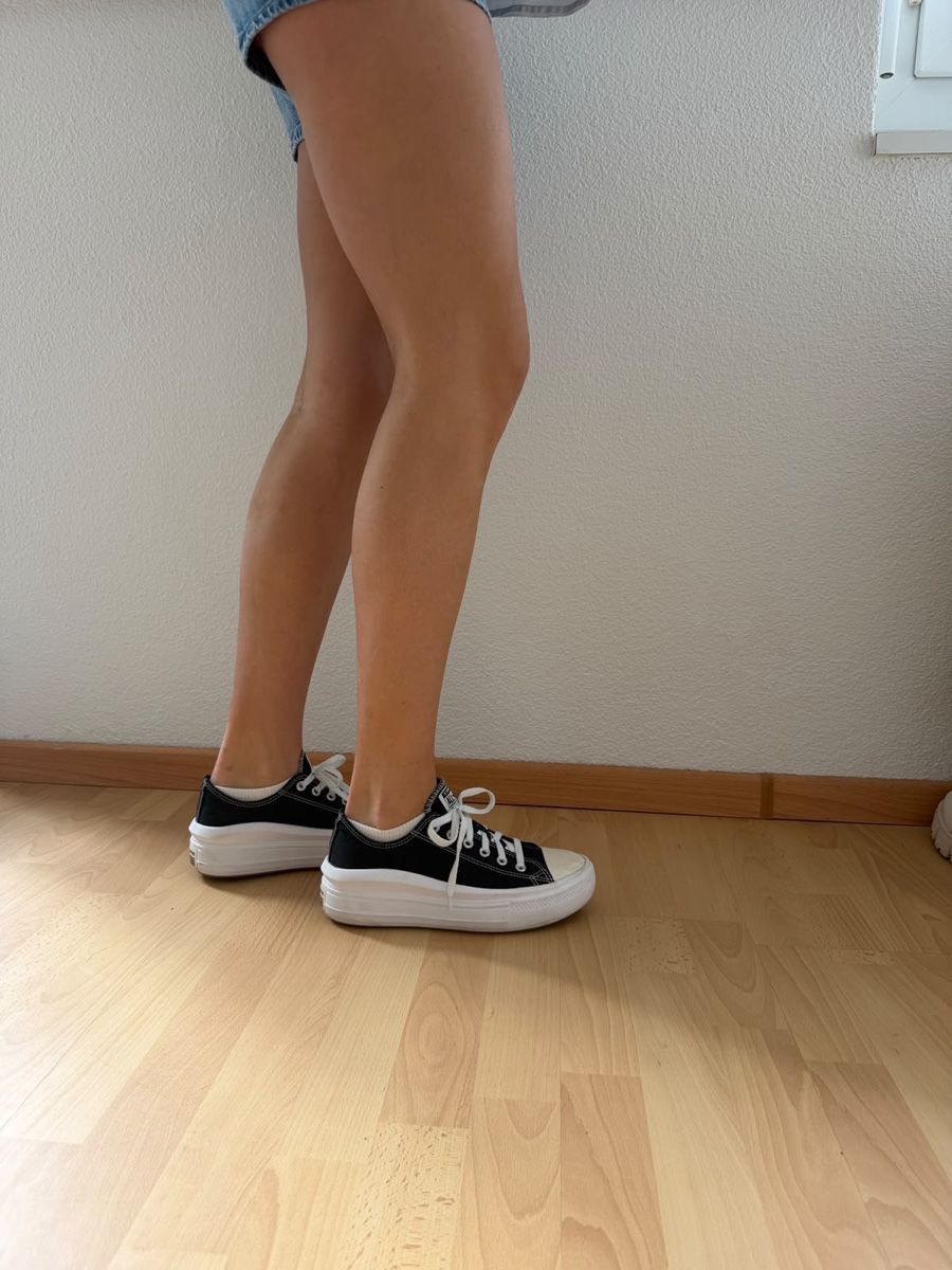 Converse Scarpe da uomo: Converse Chuck Taylor Plateau Schwarz Gr 41,5  – Nuovo (secondo la descrizione) da Fällanden venduto da Jaluakaj_05 1
