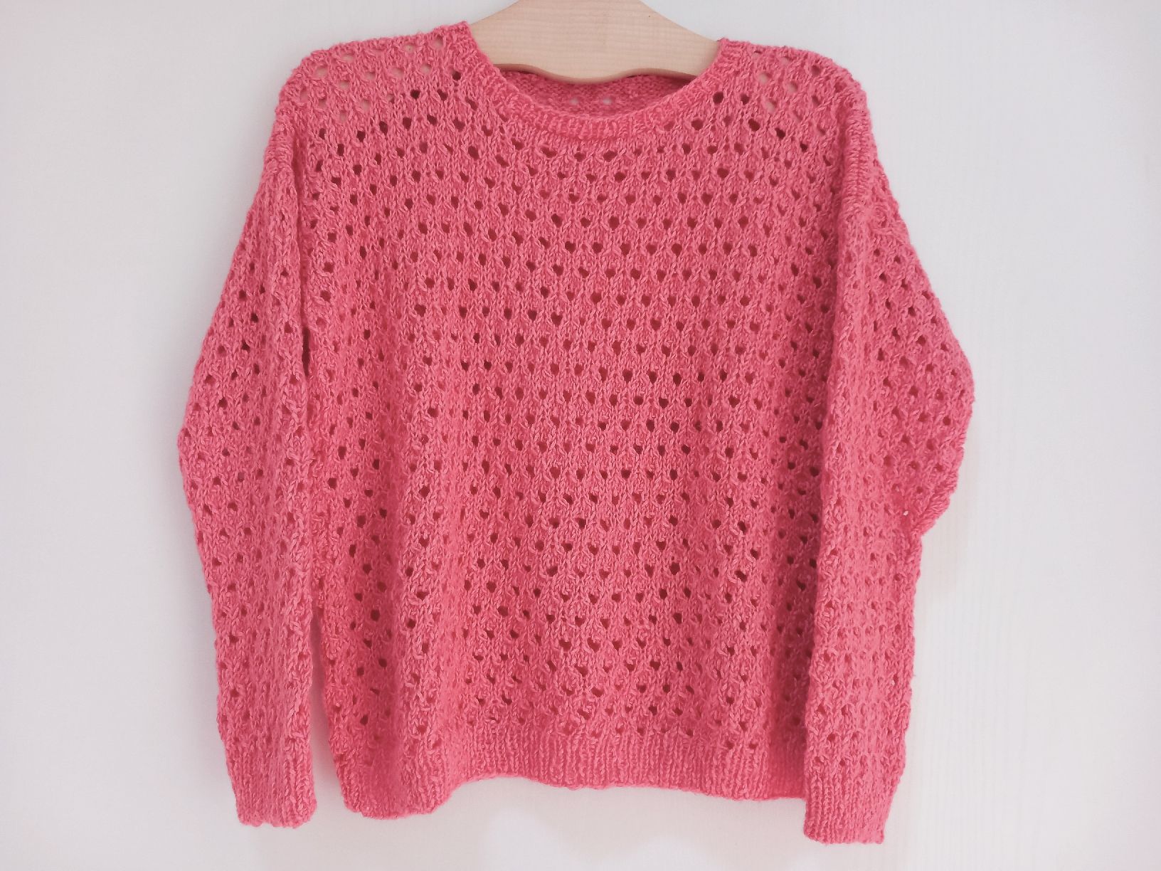 Pulls & Sweat-shirts: Pullover_koralle_M_Handarbeit_neu – Neuf (Voir description) à Näfels par gil_sindamel 2