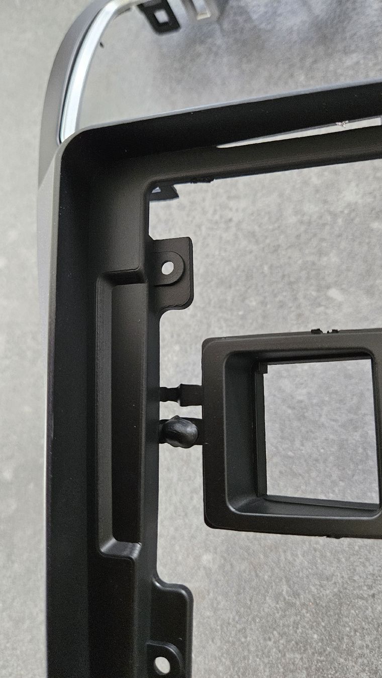 Subaru Toutes les pièces auto: Façade console centrale Subaru Forester 2013-2014 Android – Neuf avec emballage d'origine à Porsel par mac_ly6g 2
