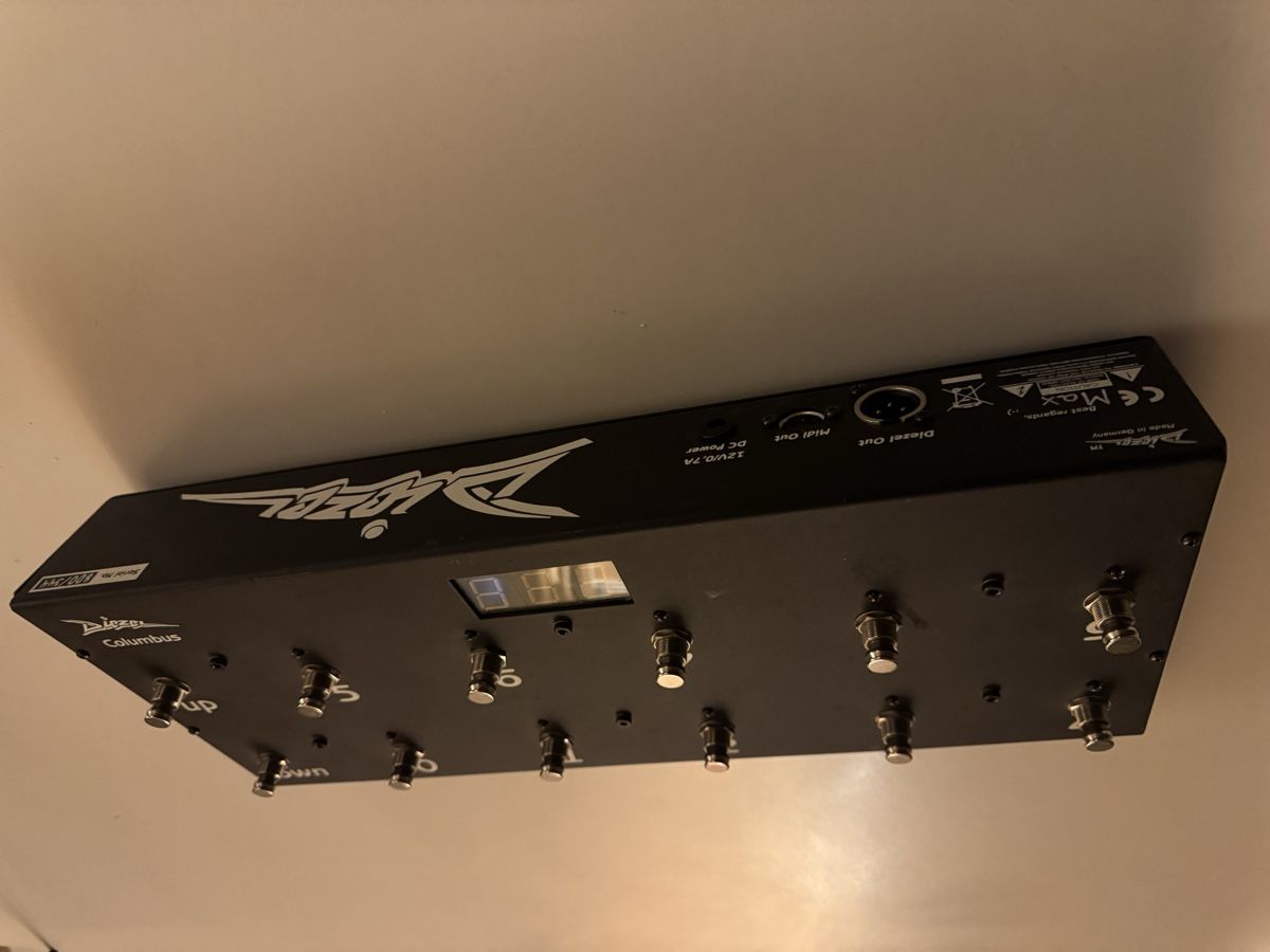 Strumenti musicali: Diezel Columbus MIDI Foot Controller – VH4 / Herbert – Usato da St. Margarethen TG venduto da Apple_Lovers 1