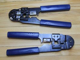 2Stk Crimpzangen für Netzwerkstecker 8P8C bzw. RJ45