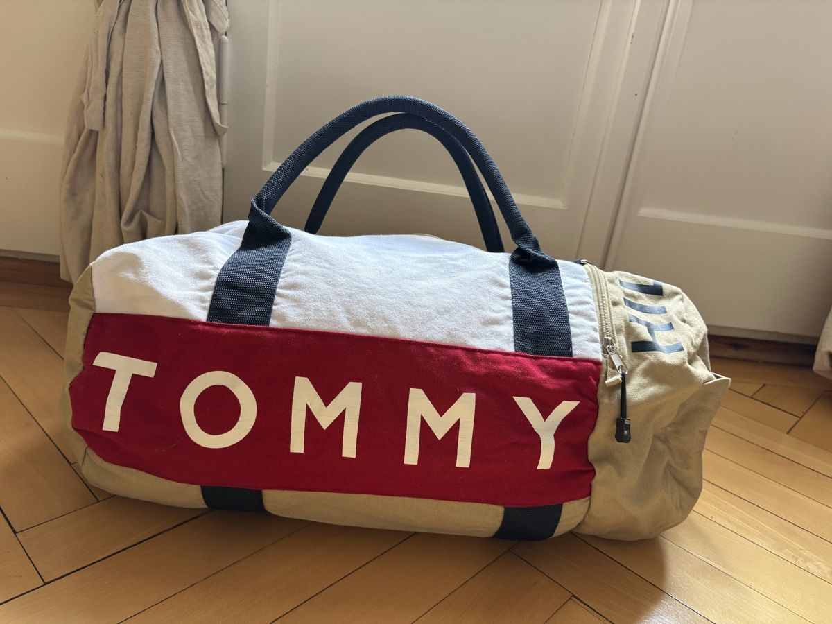 Tommy Hilfiger Borse: Originale Tommy Hilfiger Reisetasche – Usato da Spiegel b. Bern venduto da jkrug 1