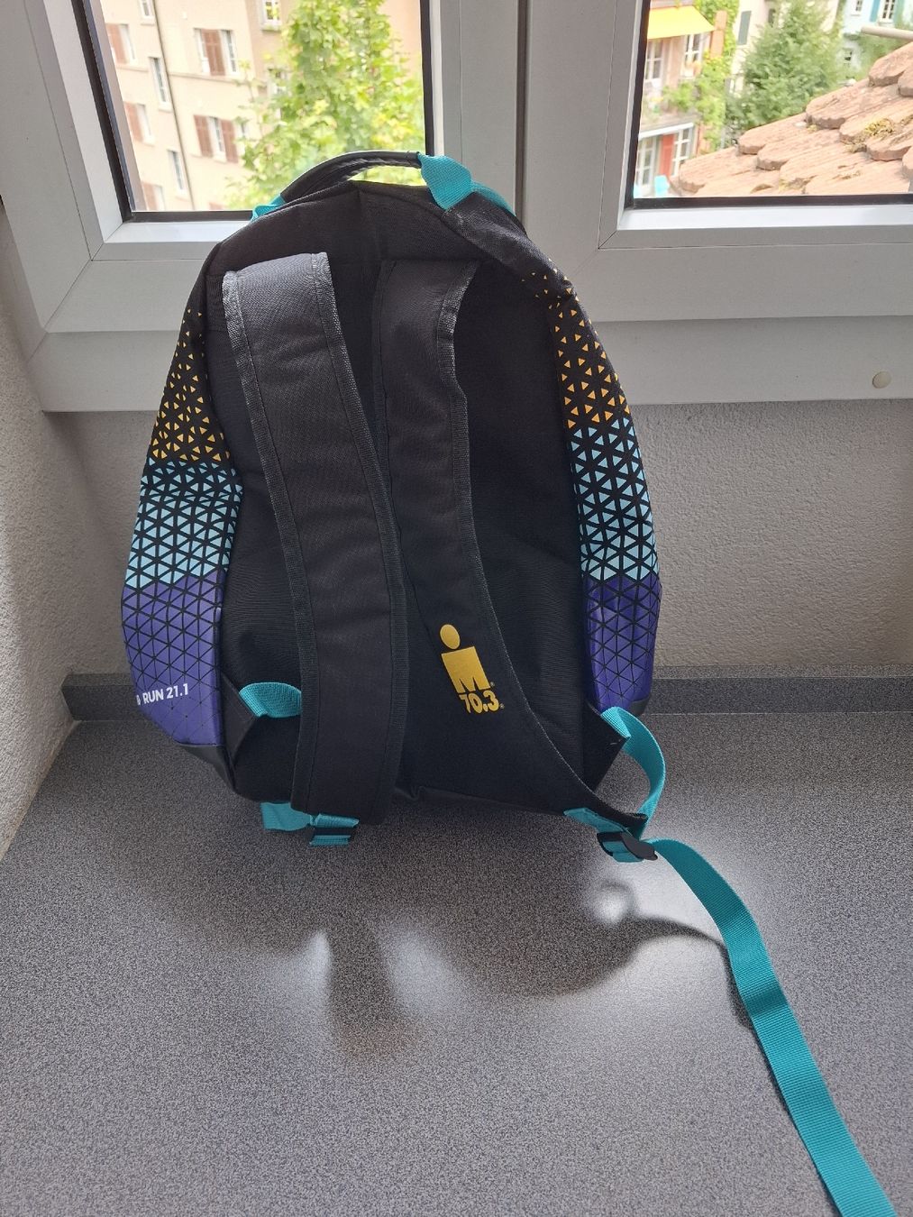 Zaini: Rucksack Ironman 70.3 Marbella neuwertig – Usato da Bern venduto da Madagaskarpalme 1
