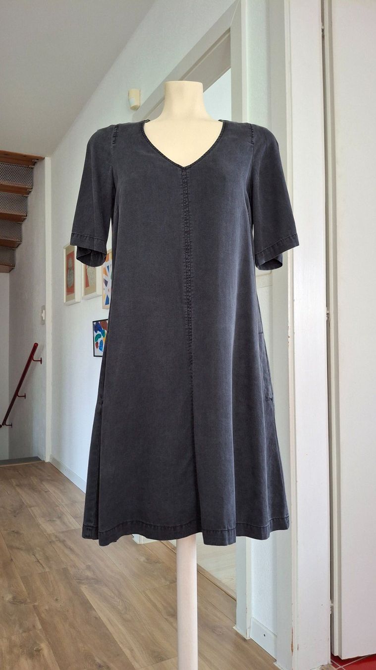 Marc O'Polo Kleider: Robe MARC O POLO 100 lyocell taille 36 – Neu (gemäss Beschreibung) aus Yverdon-les-Bains von car_vz9j 2