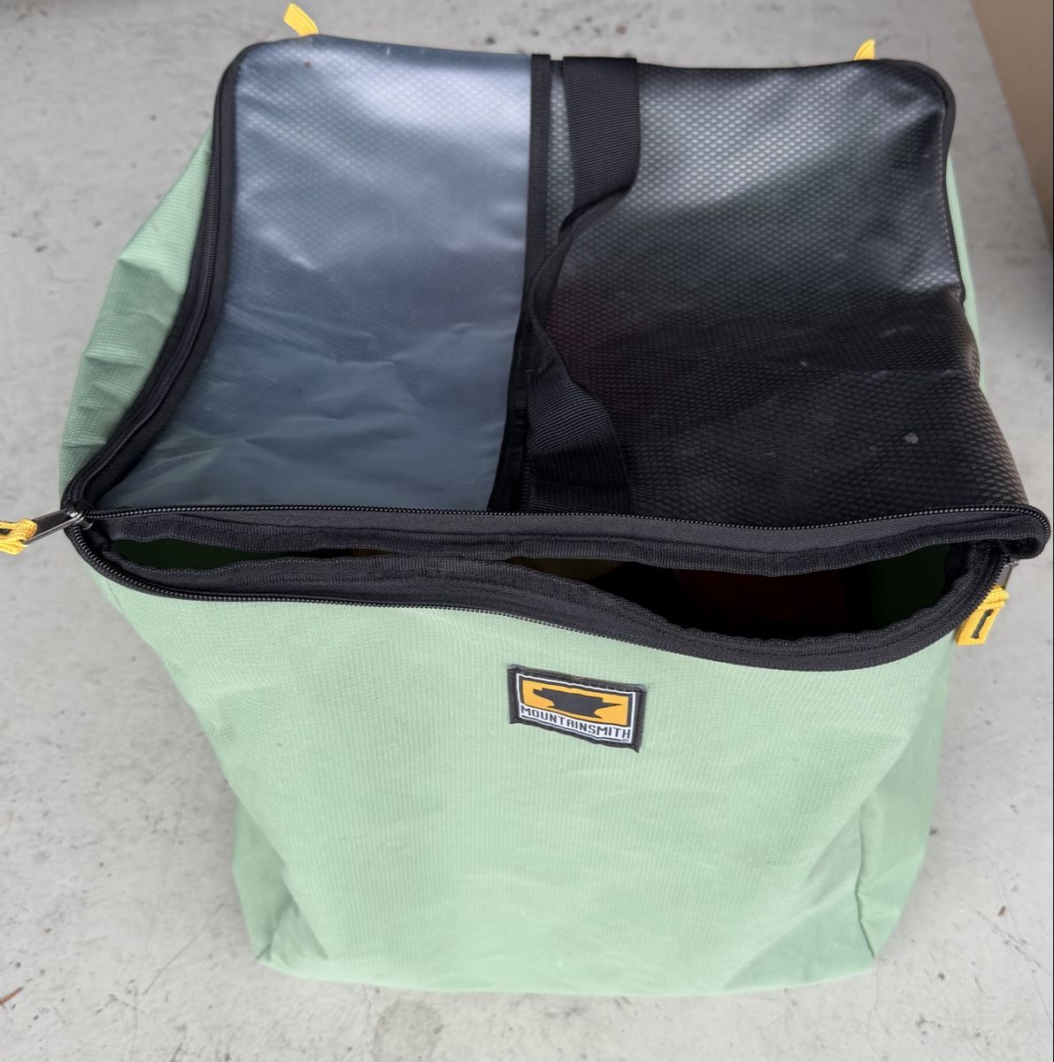 Taschen: Mountainsmith Kubus Tasche grün – Gebraucht aus Hergiswil NW von Klimsen
