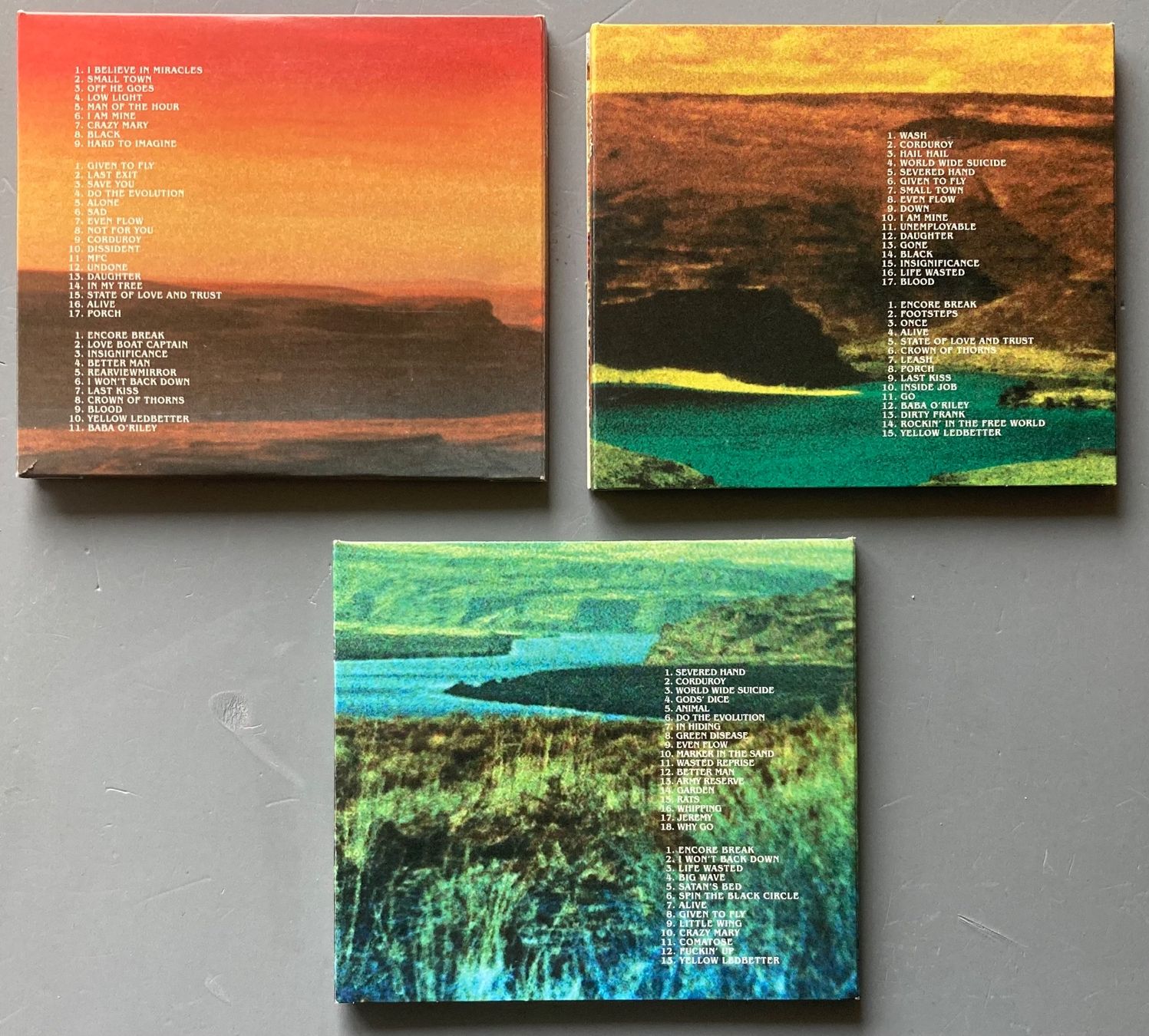 CDs: PEARL JAM - LIVE AT THE GORGE 05/06 – D'occasion à Poliez-Pittet par Newtown-Records 5