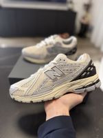 New Balance 1906R Beige Light Grey White taille 41.5